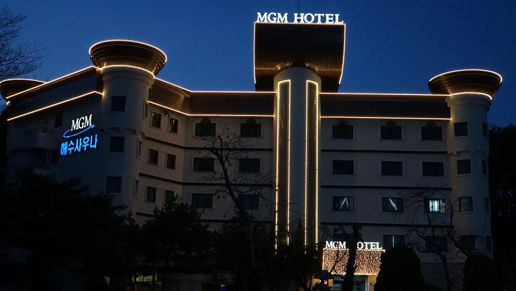 Mgm Hotel Gangneung Exteriör bild