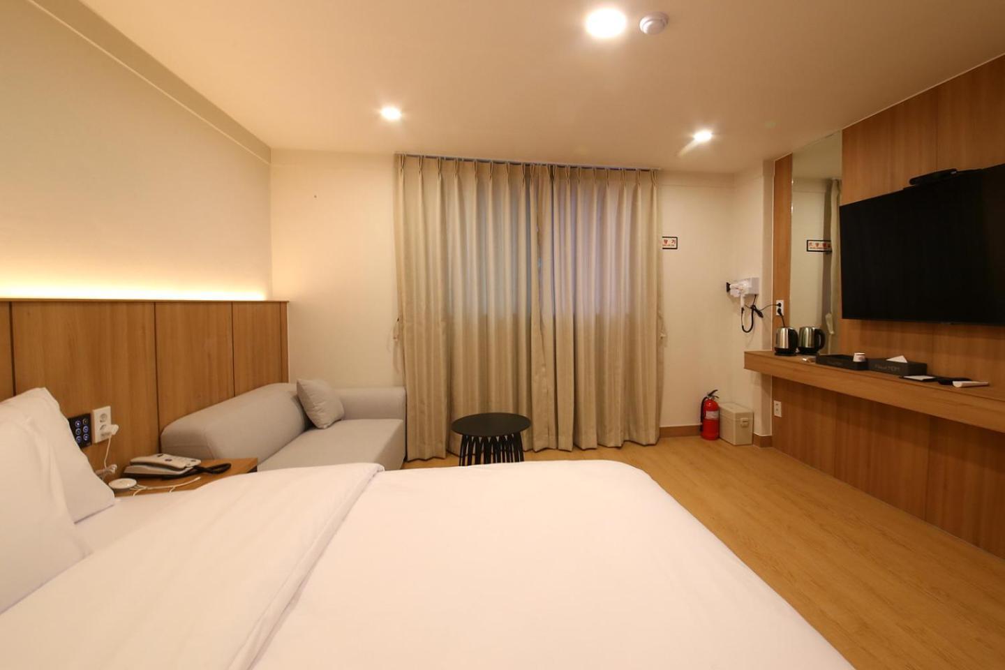 Mgm Hotel Gangneung Exteriör bild