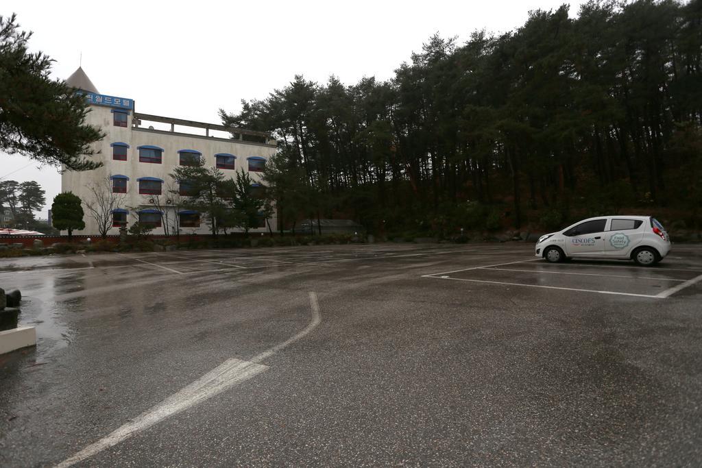 Mgm Hotel Gangneung Exteriör bild